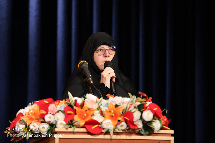 همایش تجلیل از مبلغان فضای‌مجازی فعال در دفاع‌مقدس ۱۲ روزه