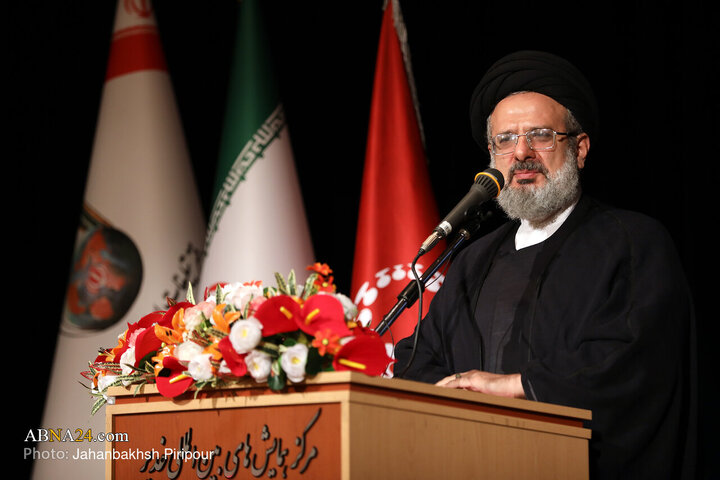 همایش تجلیل از مبلغان فضای‌مجازی فعال در دفاع‌مقدس ۱۲ روزه