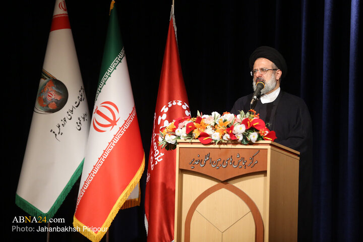 همایش تجلیل از مبلغان فضای‌مجازی فعال در دفاع‌مقدس ۱۲ روزه