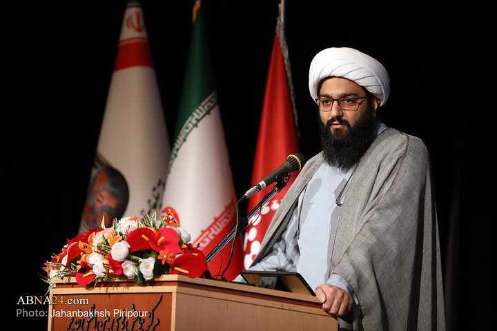 همایش تجلیل از مبلغان فضای‌مجازی فعال در دفاع‌مقدس ۱۲ روزه