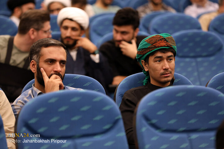 همایش تجلیل از مبلغان فضای‌مجازی فعال در دفاع‌مقدس ۱۲ روزه