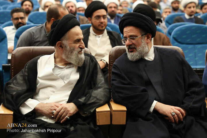 همایش تجلیل از مبلغان فضای‌مجازی فعال در دفاع‌مقدس ۱۲ روزه