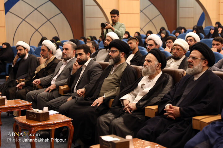 همایش تجلیل از مبلغان فضای‌مجازی فعال در دفاع‌مقدس ۱۲ روزه