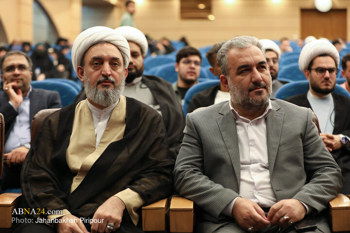 همایش تجلیل از مبلغان فضای‌مجازی فعال در دفاع‌مقدس ۱۲ روزه