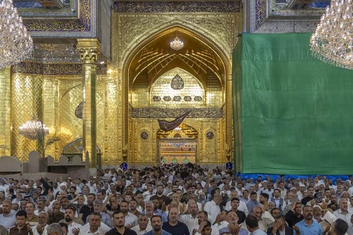 تقرير مصور/ أجواء ليلة الجمعة عند مرقد أبي الفضل العباس (عليه السلام)