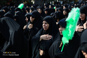 သခင်မကြီး မအ်စူမဟ် (စ.အ) ၏ ဝန်ထမ်းများ သခင်မကြီး အတွက် အဇါဒါရီ ပြုလုပ် ။ ။ Photos