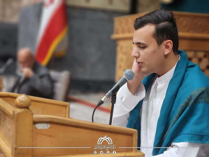 تقرير مصور/ العتبة الحسينية تقيم محفلين قرآنيين في حرم الإمام الرضا (ع)