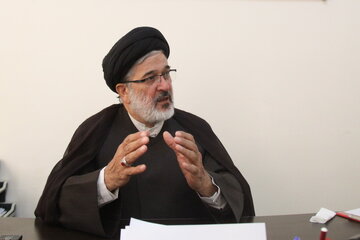 مشاور رئیس‌جمهور در امور روحانیت روز خبرنگار را تبریک گفت