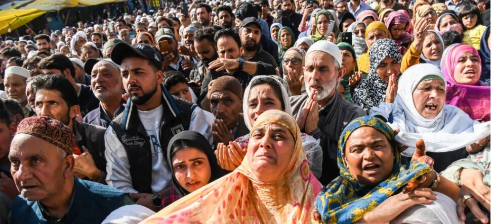 هزاران نفر در کشمیر یاد و خاطر عارف و شاعر ایرانی را گرامی داشتند + تصاویر