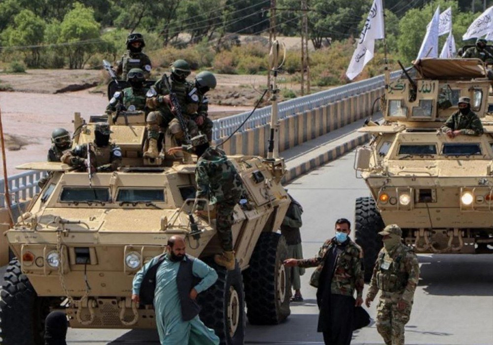 درگیری شدید میان نیروهای طالبان و ارتش پاکستان در ۵ استان مرزی افغانستان