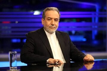 ایران، امریکہ اور یورپ کے درمیان نیویارک میں کیا ہوا؟ عراقچی نے دی وضاحت