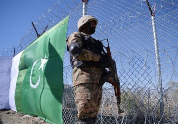 Artêşa Pakistanê: 23 leşkerên Pakistanî û 200 çekdarên Talîbanê hatine kuştin