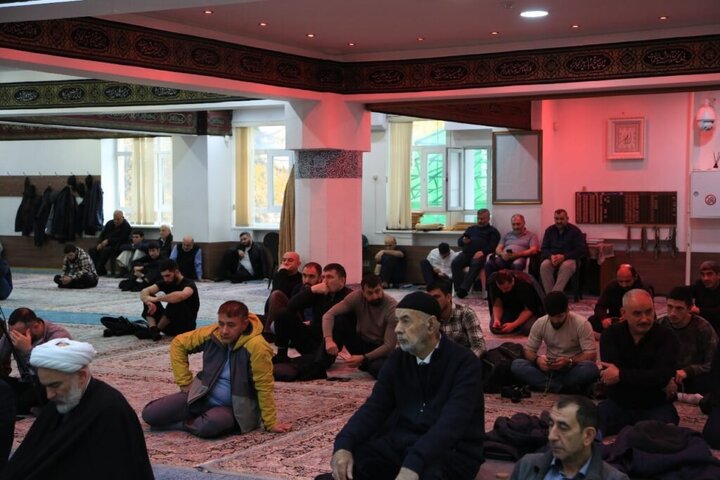 تقرير مصور/ إقامة صلاة الجمعة في المركز الإسلامي بموسكو