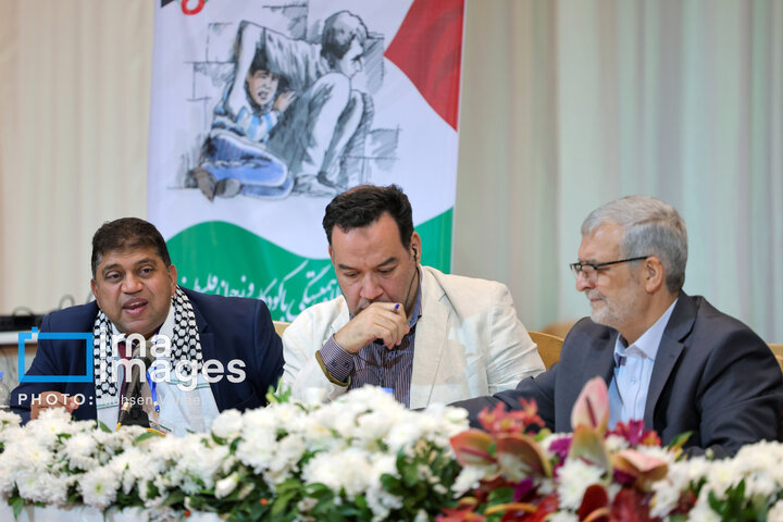 Photos: Islamic Awakening specialized conference in Tehran