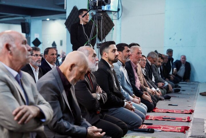 تقرير مصور/ إقامة صلاة الجمعة في مسجد الزينبية في إسطنبول التركية