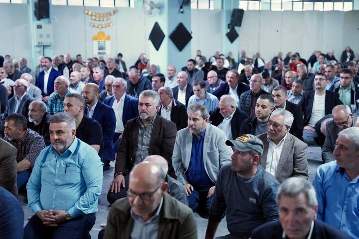 تقرير مصور/ إقامة صلاة الجمعة في مسجد الزينبية في إسطنبول التركية