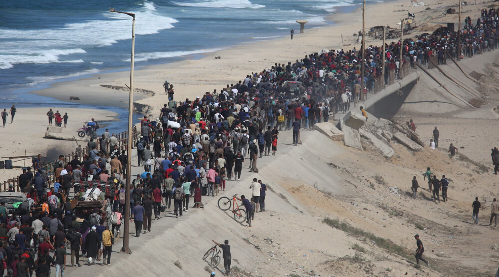Over Half a Million Palestinians Return to Gaza City After Ceasefire