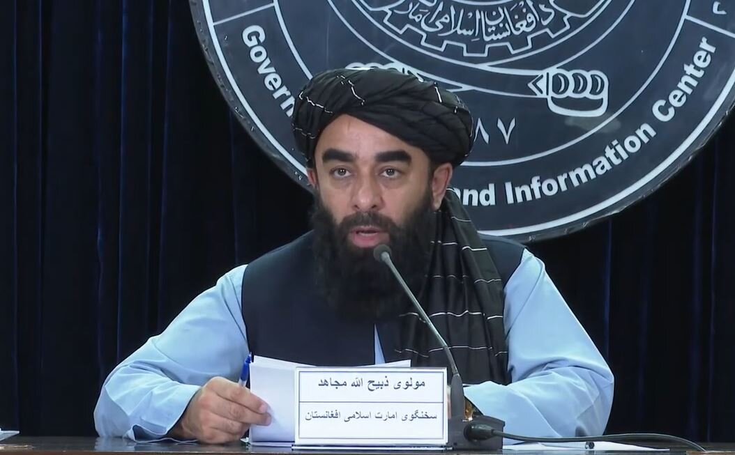 سخنگوی طالبان: به درخواست قطر و عربستان جنگ با پاکستان را متوقف کردیم