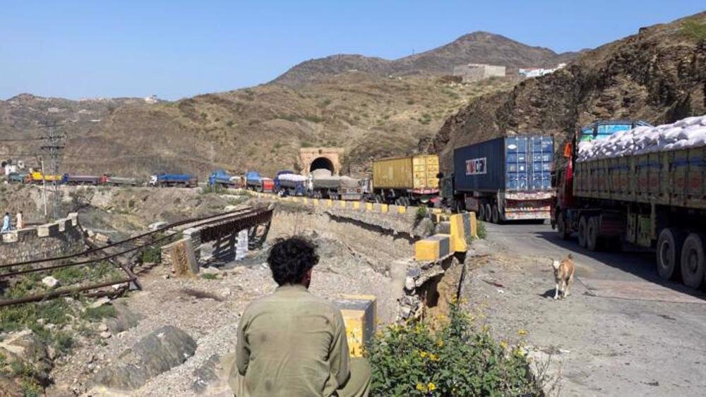 Pakistan i Afganistan tvrde da su nanijeli velike gubitke u sukobima duž porozne granice