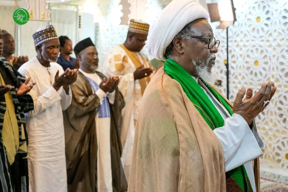 শেখ যাকযাকির বিশ্ব শান্তির আশা।