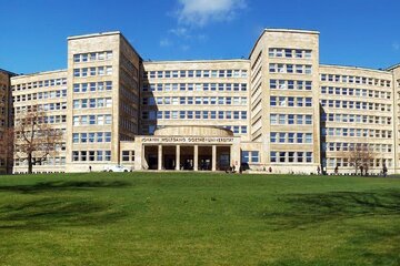 انتقاد استاد دانشگاه آلمان از تعطیلی مرکز تحقیقاتی جهانی اسلام در دانشگاه فرانکفورت