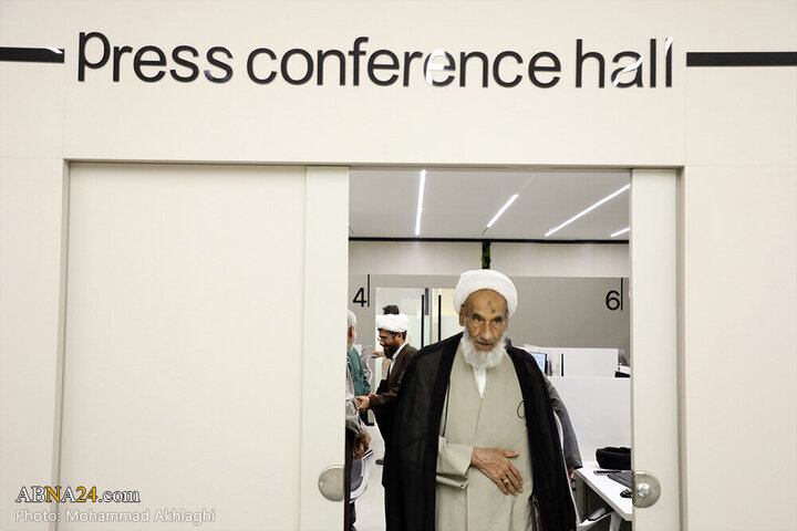 Informe fotográfico |  El miembro de la Asamblea de Expertos, **Ayatollah Beheshti**, realiza una visita oficial a la Agencia de Noticias Abná