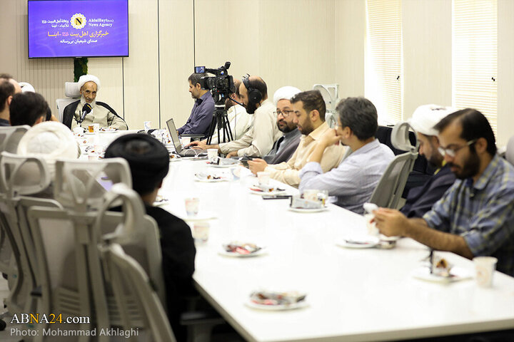 Informe fotográfico |  El miembro de la Asamblea de Expertos, **Ayatollah Beheshti**, realiza una visita oficial a la Agencia de Noticias Abná