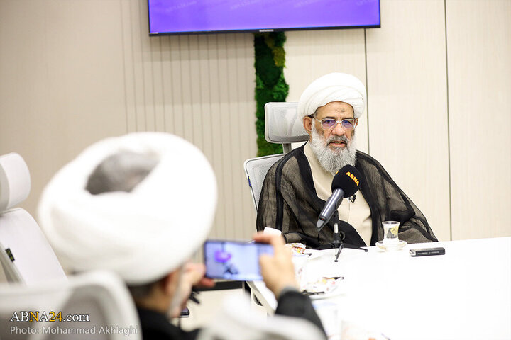 Informe fotográfico |  El miembro de la Asamblea de Expertos, “Ayatollah Malakouti”, visita la Agencia de Noticias Abná