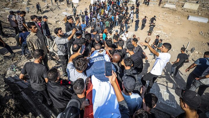 شهادت خبرنگار فلسطینی به دست گروه‌های مسلح مورد حمایت اسرائیل در غزه + عکس