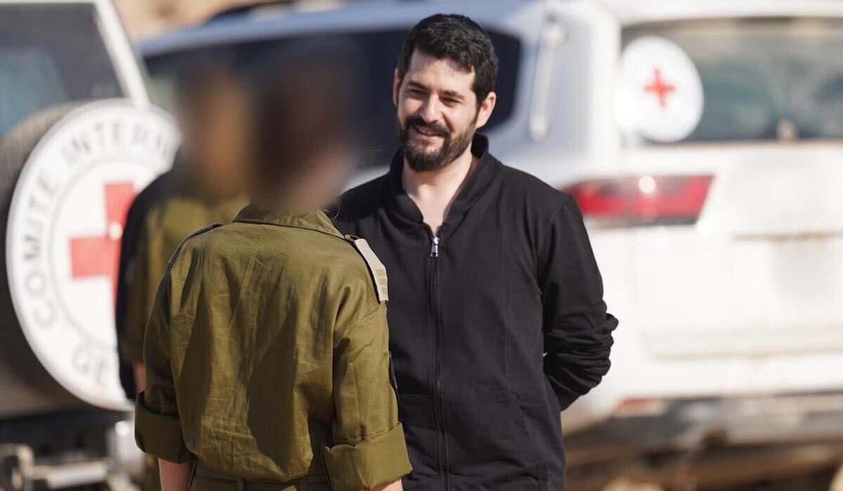 غزہ امن معاہدہ: فلسطینی قیدیوں کے بدلے تمام اسرائیلی یرغمالی رہا