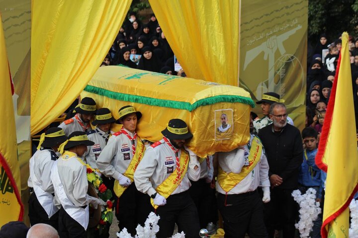 حزب الله وجماهير المقاومة يشيّعون الشهيد علي سلطان في الصوّانة جنوب لبنان