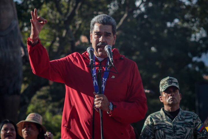 Informe fotográfico | Marcha multitudinaria en Caracas: Venezuela rinde homenaje a la resistencia indígena