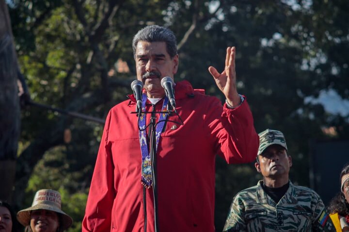 Informe fotográfico | Marcha multitudinaria en Caracas: Venezuela rinde homenaje a la resistencia indígena