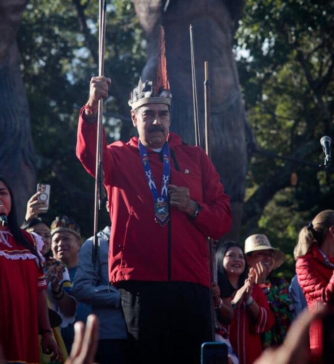 Informe fotográfico | Marcha multitudinaria en Caracas: Venezuela rinde homenaje a la resistencia indígena