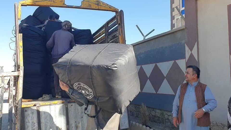 ارسال کمک‌های مردمی شیعیان بامیان به زلزله‌زدگان اهل‌سنت شرق افغانستان