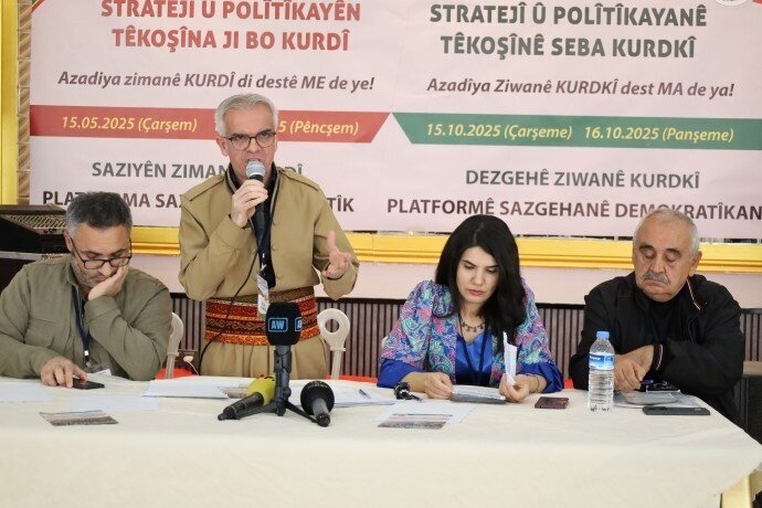 Komxebata Parastina Zimanê Kurdî li Wanê, Tirkiye