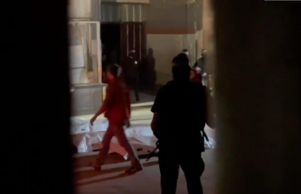 Al-Qassam Hands Over Remains of Israeli Captives to Red Cross