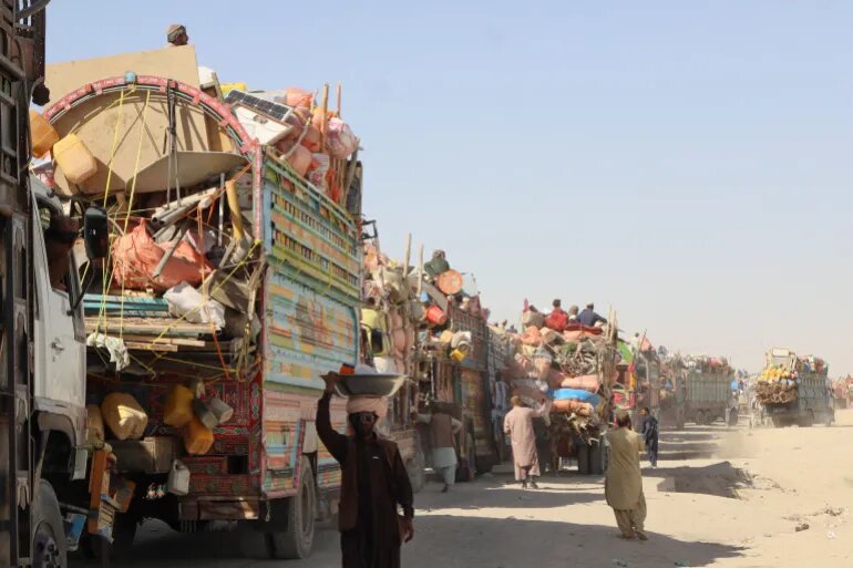 مرگ ۱۵ غیرنظامی افغانستانی در درگیری‌های مرزی با پاکستان