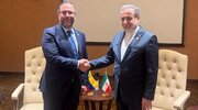 Iran, Venezuela FMs slam illegal US actions, stress nations’ right to resist bullying