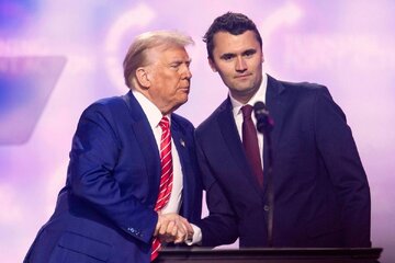 AS Cabut Visa Beberapa Orang karena Rayakan Kematian Charlie Kirk
