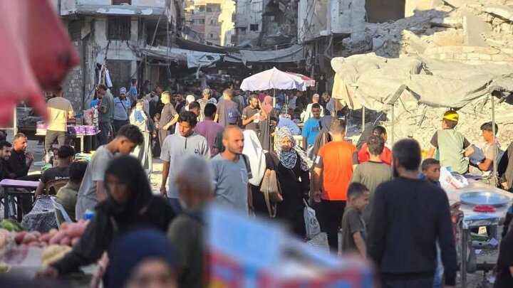 الحياة جارية في غزة