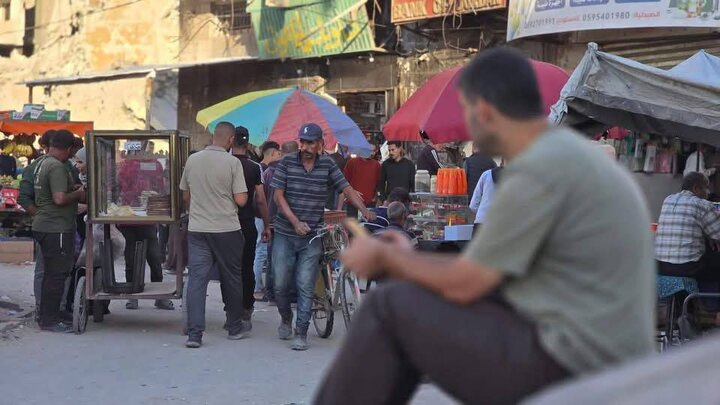 الحياة جارية في غزة