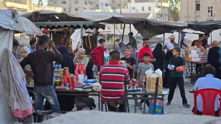 الحياة جارية في غزة