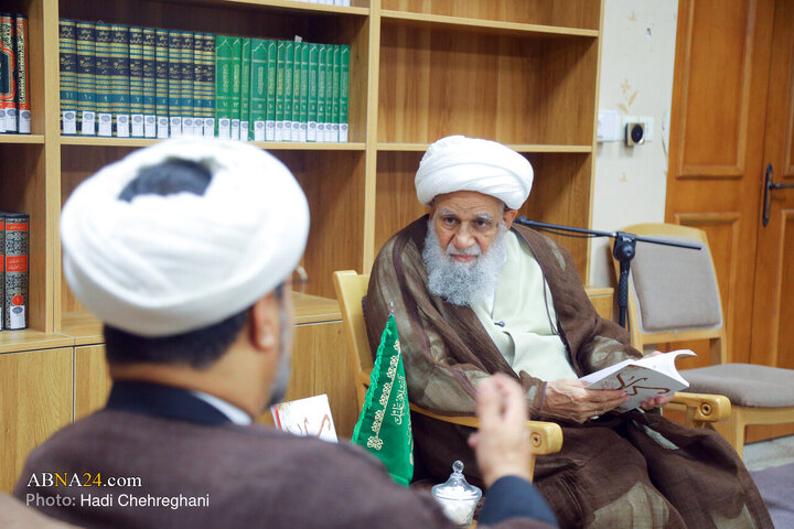 دیدار عوامل تولید کتاب «کربلا علیه‌السلام» با آیت‌الله کریمی جهرمی