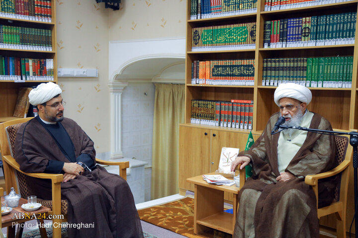 دیدار عوامل تولید کتاب «کربلا علیه‌السلام» با آیت‌الله کریمی جهرمی