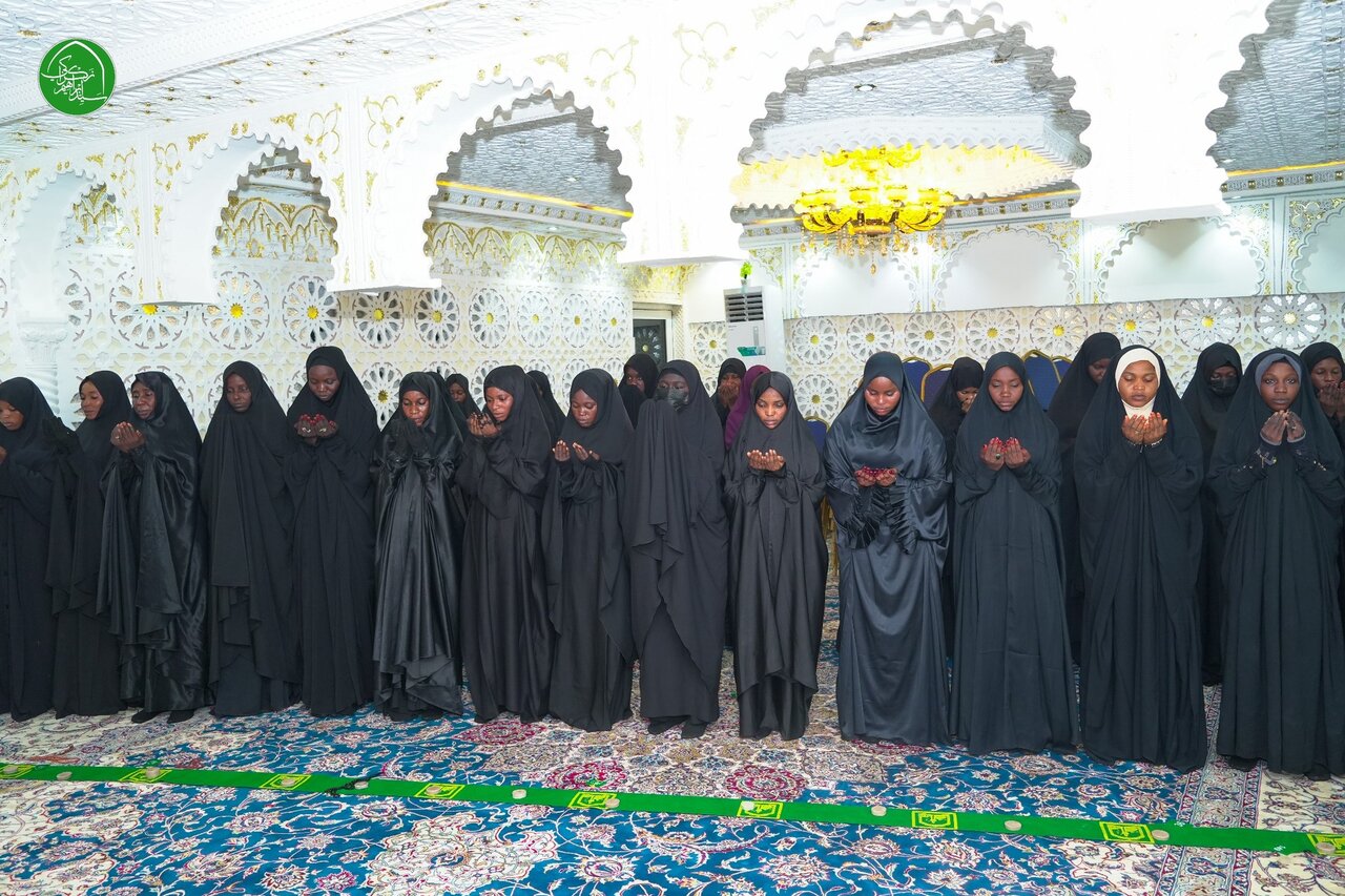 هشدار شیخ زکزاکی نسبت به عادیسازی روابط با ستمگران/ اگر سازش با ظالمان درست بود، امام حسین(ع) با یزید کنار میآمد + تصاویر