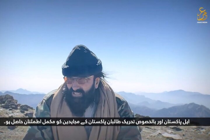 رهبر طالبان پاکستان پس از شایعه ترور، در ویدئویی ظاهر شد