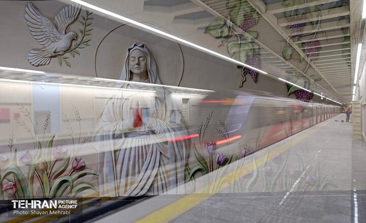 Informe fotográfico | La hermosa estación de metro “Santa María” de Teherán muestra la profundidad de la cercanía entre las religiones abrahámicas y el islam shiíta