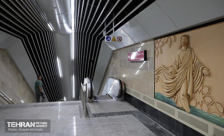 Informe fotográfico | La hermosa estación de metro “Santa María” de Teherán muestra la profundidad de la cercanía entre las religiones abrahámicas y el islam shiíta