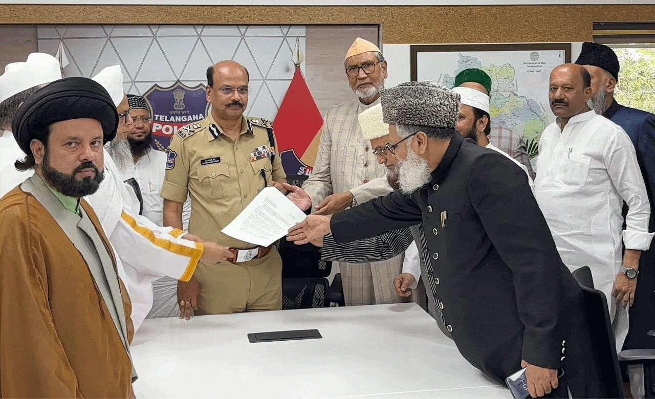 گستاخ رسول  راجہ سنگھ کی گرفتاری کا مطالبہ،علمائے کرام کی ڈی جی پی سے ملاقات